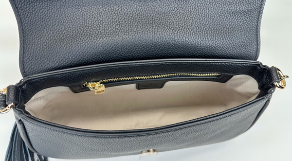 激安グッチバッグコピー着用イメージ